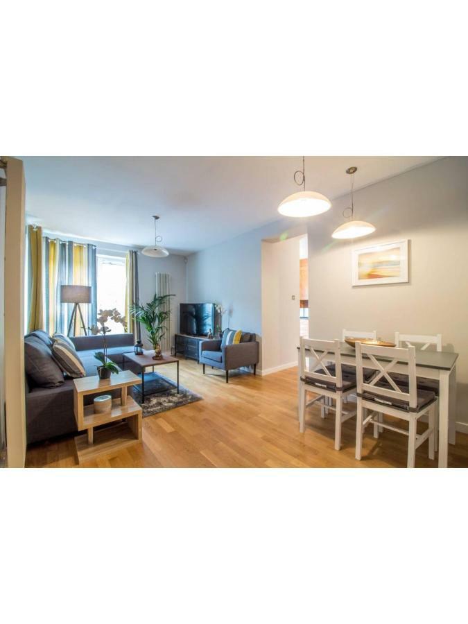 Central And Stylish One Bedroom Apartment Edinburgh Exterior foto